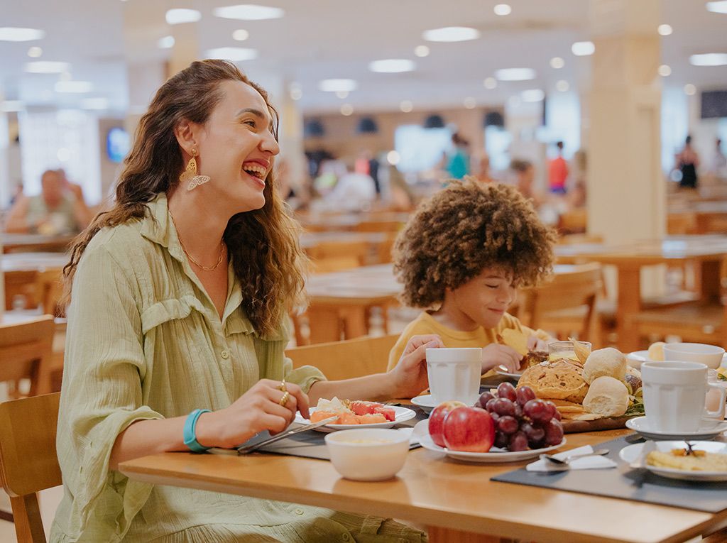 Café da Manhã em Família
